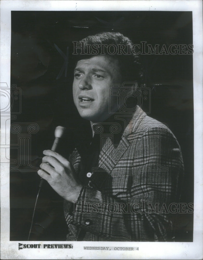 1972 Press Photo Steve Star Lawrence Carol Burnett show- RSA48047- Historic Images