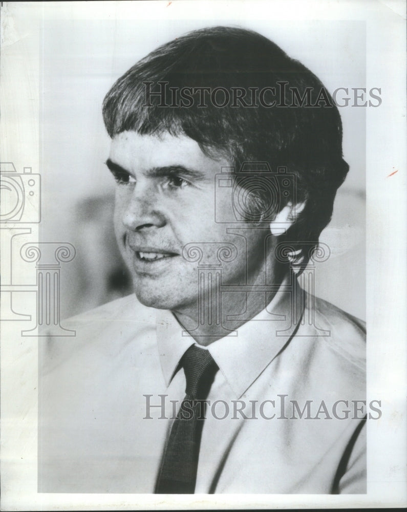 1986 Press Photo Henry Grethel, Fashion Designer.- Historic Images