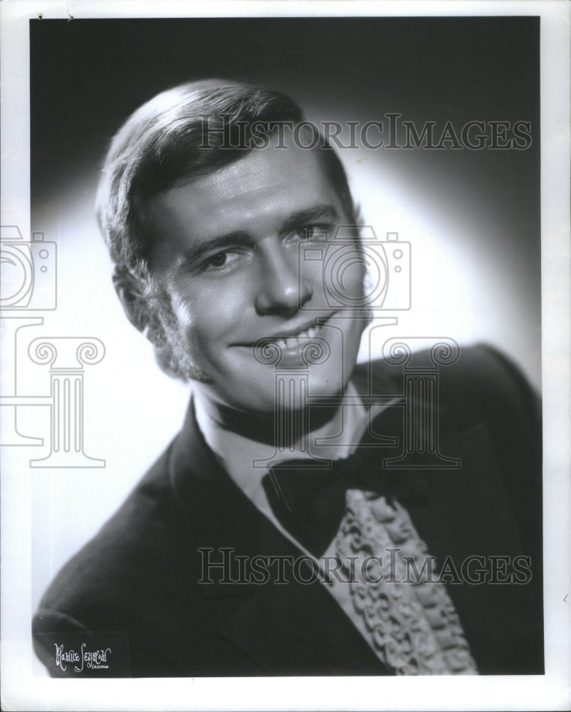 1972 Press Photo Piano Danny Hayes Ambassador East- RSA55277- Historic Images