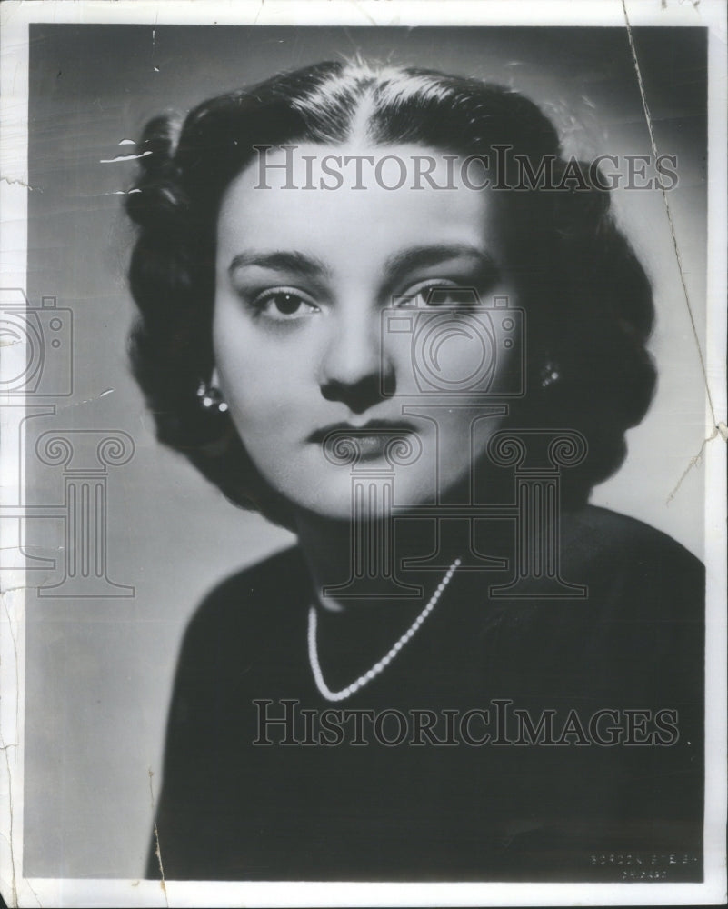 1952 Press Photo Hyde Park district Opera Soprano sing- RSA56093- Historic Images