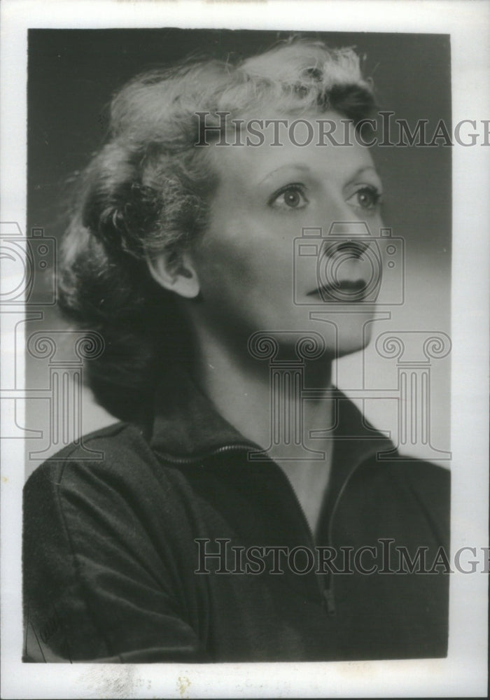 1953 Press Photo Doreen Lang in &quot;Man Against Crime.&quot;- RSA56111- Historic Images