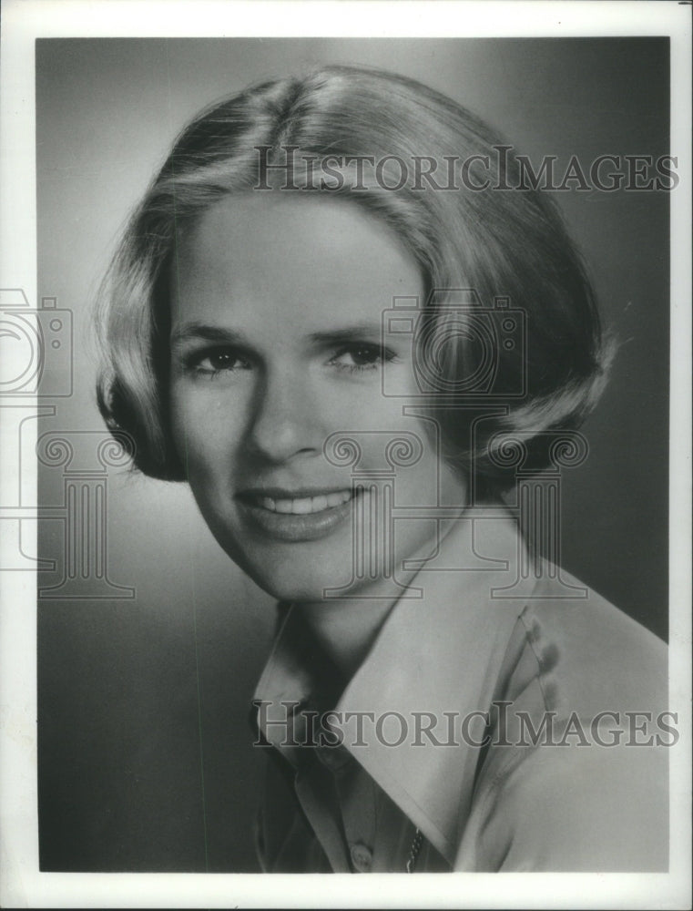 1976 Press Photo Sharon Gless CBS TV Switch- RSA57635- Historic Images