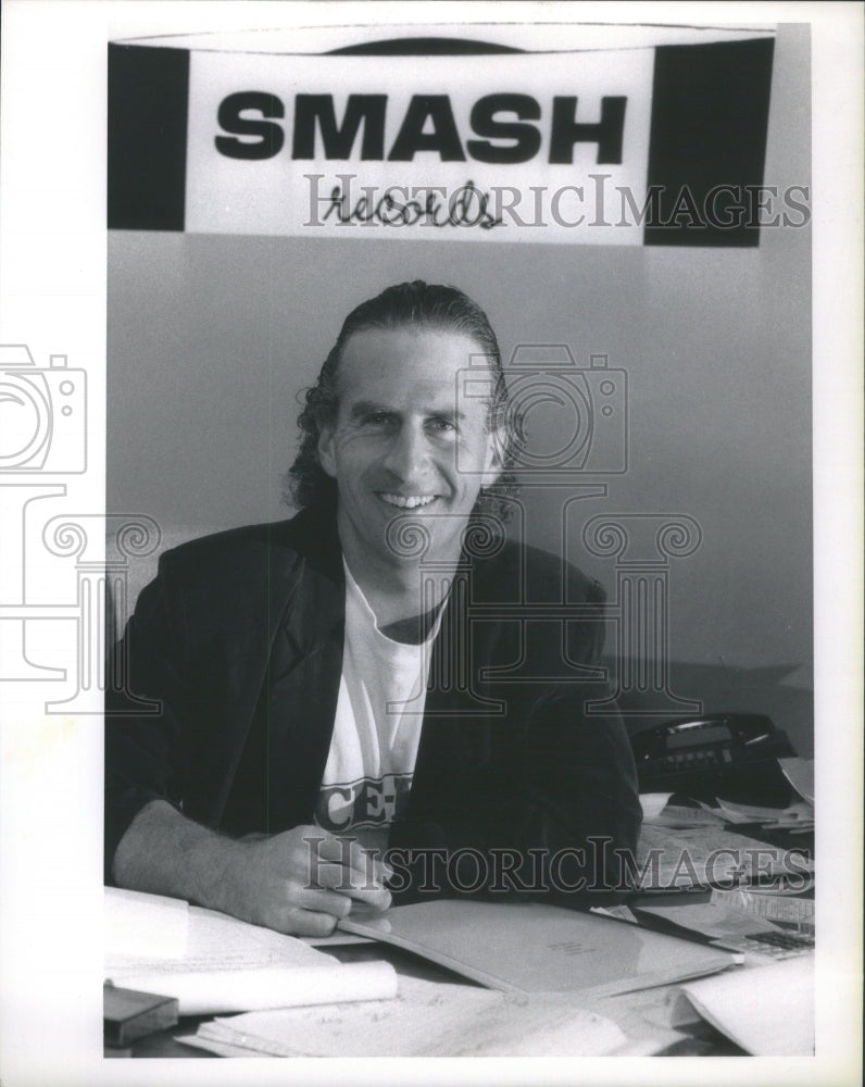1990 Press Photo Marvin Gleicher President Smash Records- RSA57713- Historic Images