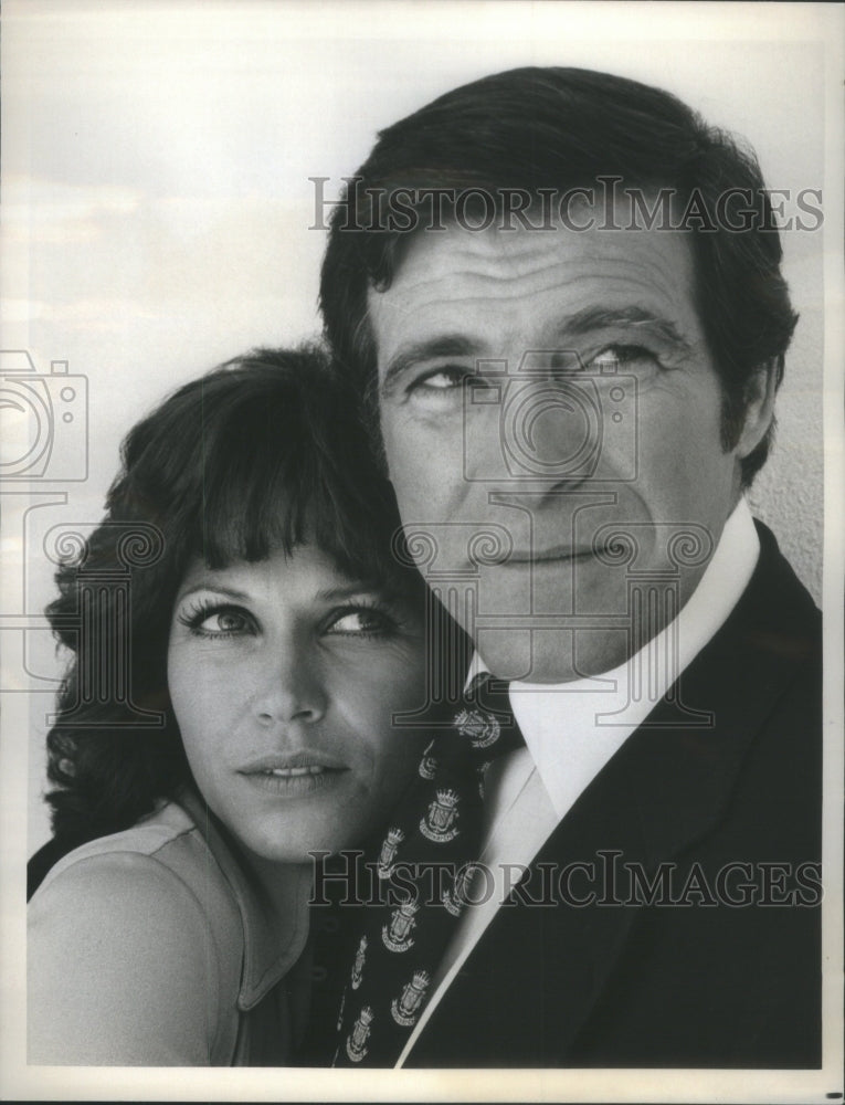 1977 Press Photo Maggie Blye Girl Friend Pilot Stan Murkhart Christopher George- Historic Images