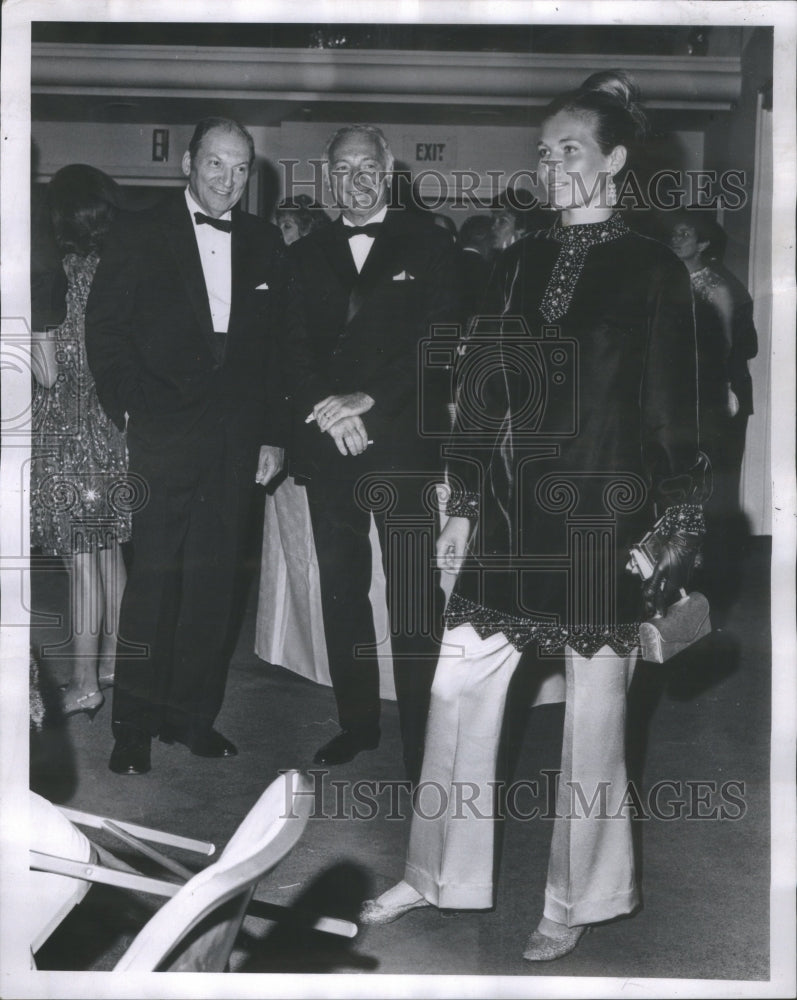 1968 Press Photo Socialite Mrs Joseph Antonow- Historic Images