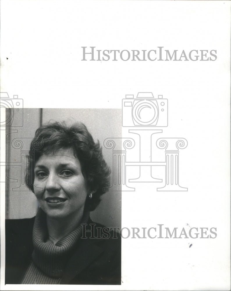 1980 Press Photo Beverly Bimes Teacher of the Year Award Winner- RSA60819- Historic Images