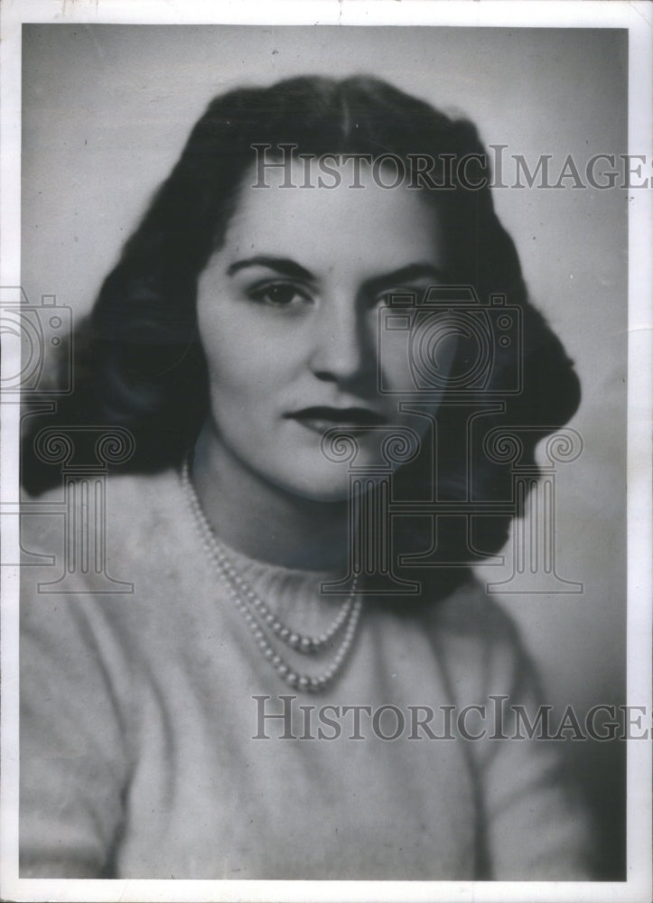 1949 Press Photo Kathleen Birmingha Patricia Milton- RSA61169- Historic Images