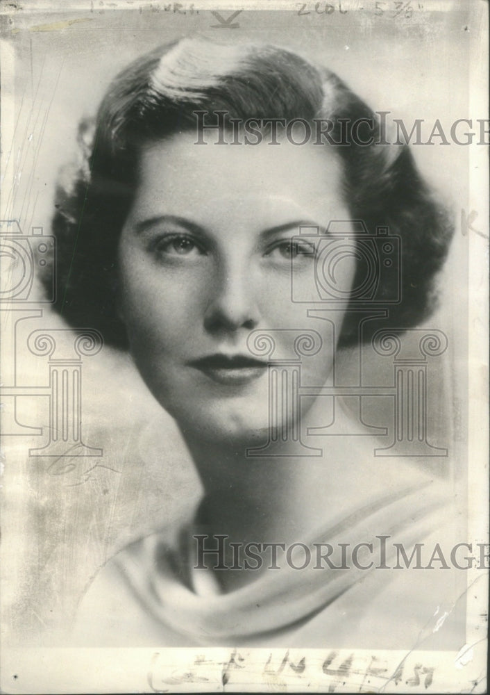 1934 Press Photo Miss Ellen Tuck French Engaged To Jacob Astor- RSA62471- Historic Images