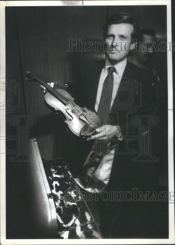 1981 Press Photo Adrian Gola Chicago Violinist- RSA63421- Historic Images