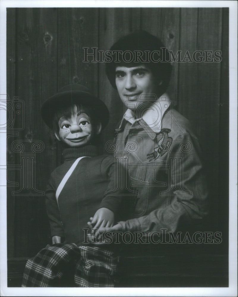 1975 Press Photo Steve Hart and Little K (Entertainer)- RSA64687- Historic Images