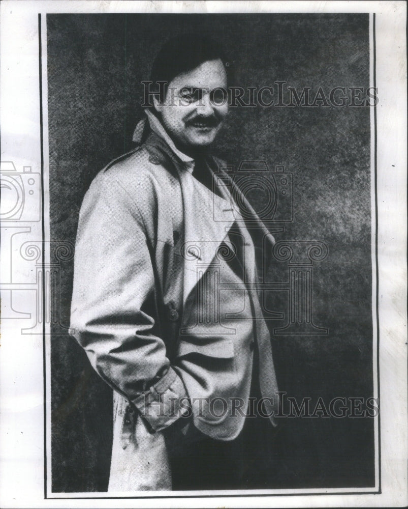 1973 Press Photo William Hanley American author playwright screenwriter Work- Historic Images