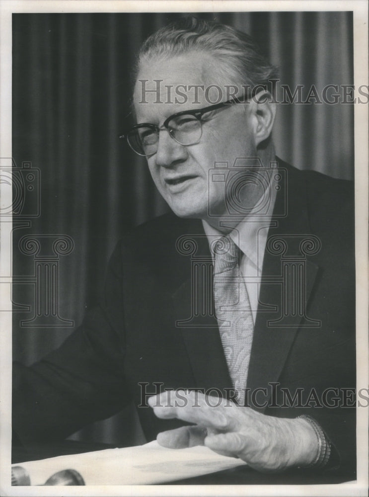 1975 Press Photo Mark Lepper Encephalitis Task Force - Historic Images