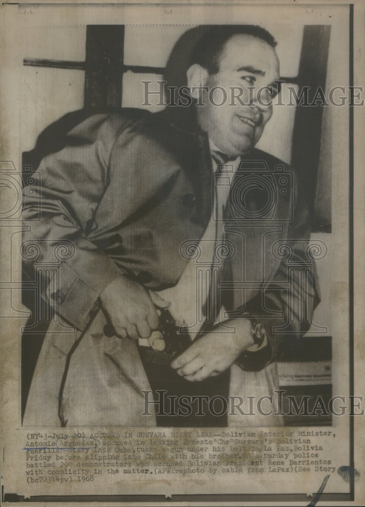 1969 Press Photo Bolivian Interior Minister Antonio Arguedas Accused Of Leak- Historic Images