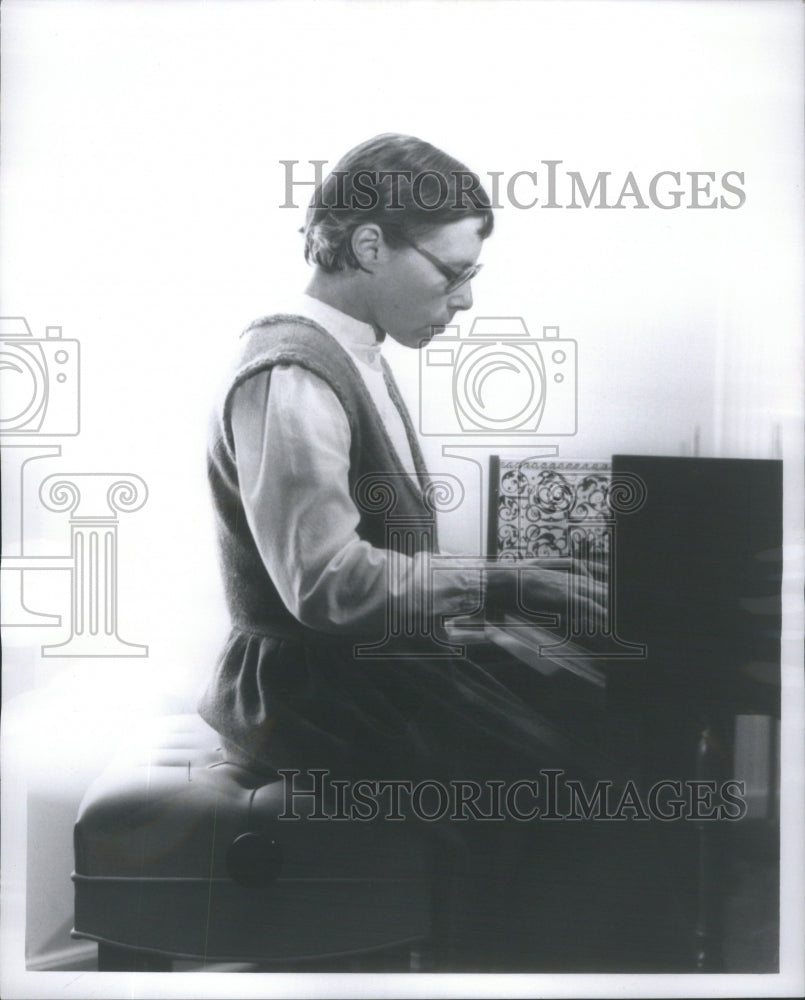 1975 Press Photo Nancy Humphrey (Harpsichordist)- RSA74661- Historic Images