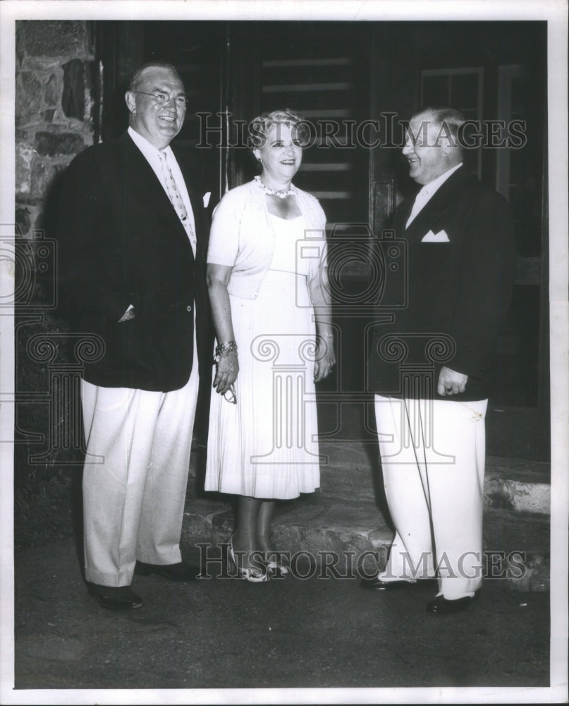 1954 Press Photo Jasper Park Lodge Canada national Park John Kiley- RSA75067- Historic Images
