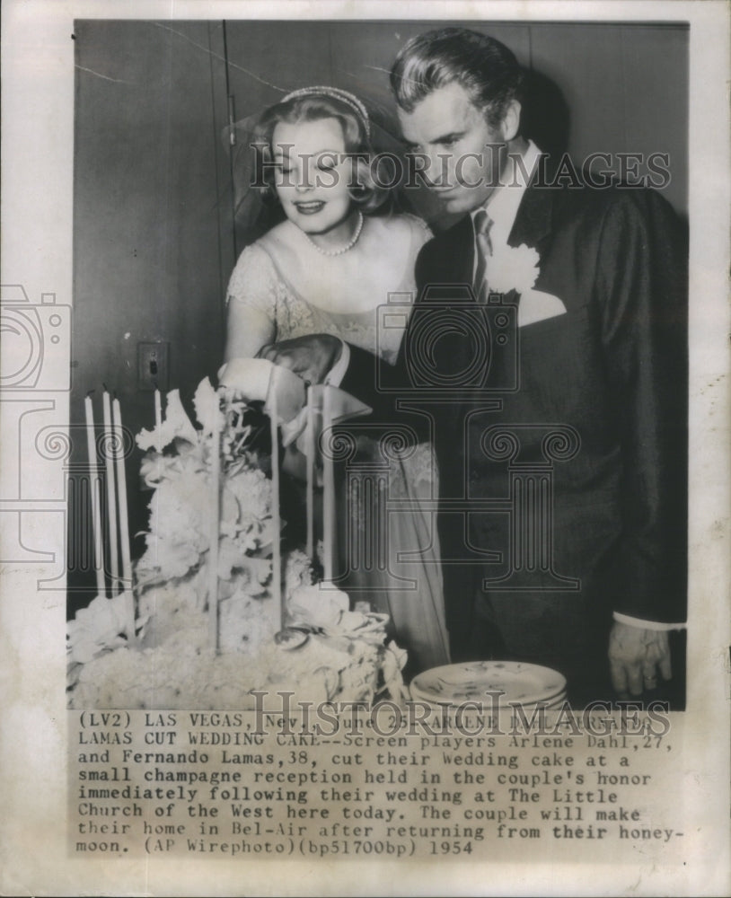 1954 Press Photo Actors Arlene Dahl &amp; Fernando Lamas Las Vegas Wedding Reception- Historic Images