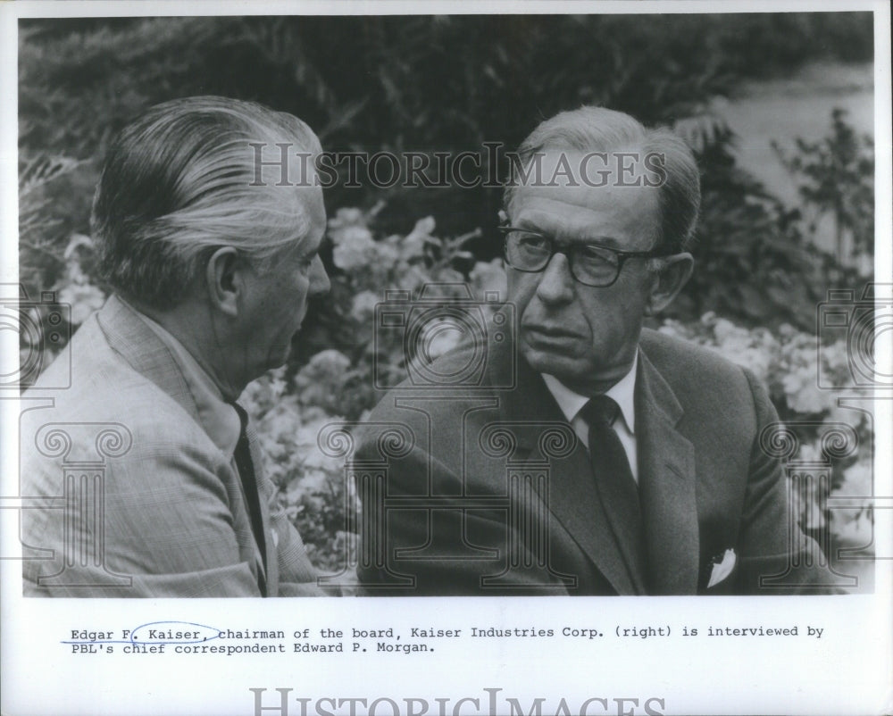 1969 Press Photo Edgar F. Kaiser Edward P. Morgan- RSA77617- Historic Images