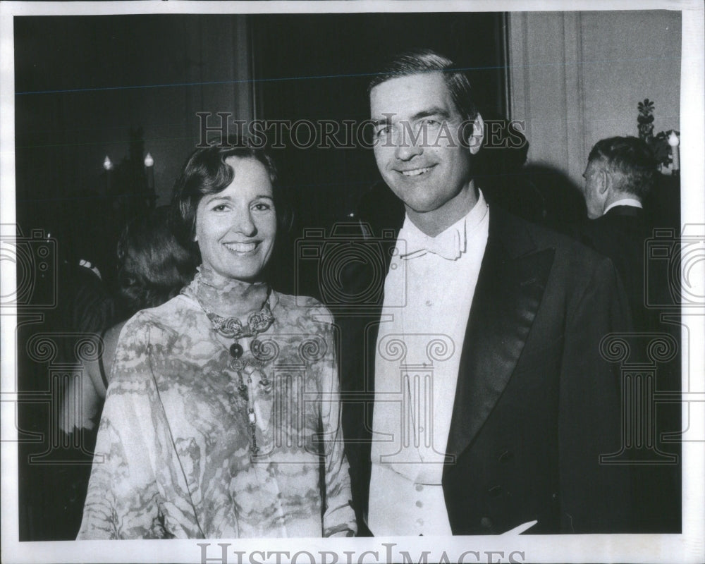 1975 Press Photo James D. Hemphill Attends Chicago Lyric Opera Opening- Historic Images