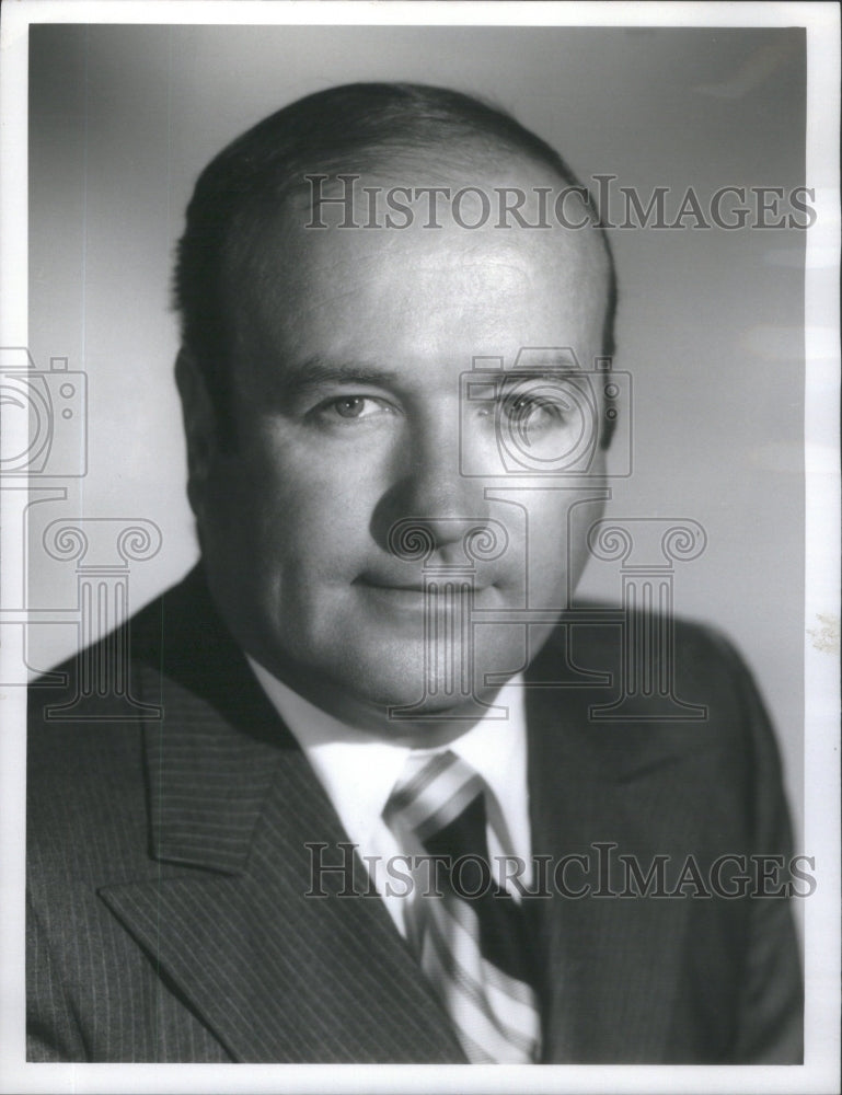 1975 Press Photo Bob Howard President NBC Television Network- RSA80171- Historic Images