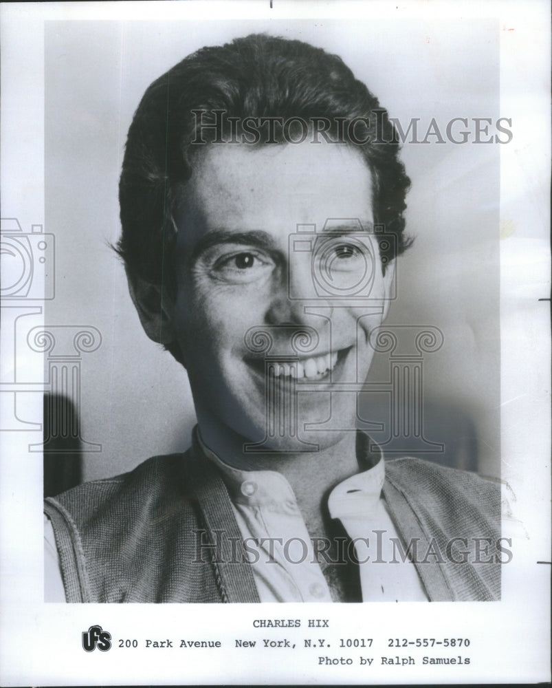 1979 Press Photo Writer Hix Spotlight menswear galloping Western fashion- Historic Images