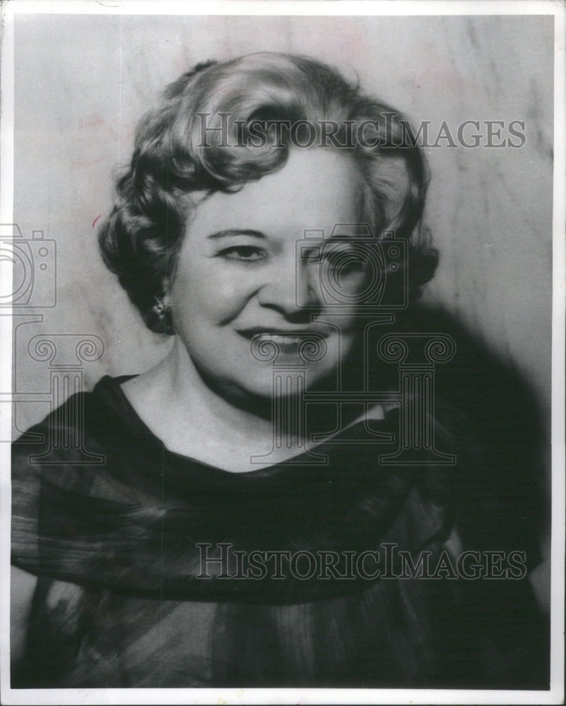 1986 Press Photo Florence Flo Henrie American Singer & Pianist- RSA82171- Historic Images