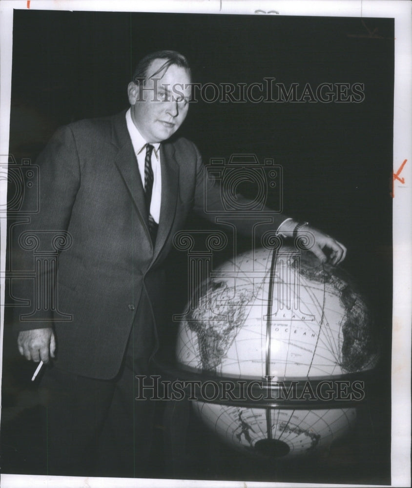 1963 Press Photo Smith Hempstone Daily News Foreign Service correspondent Africa- Historic Images