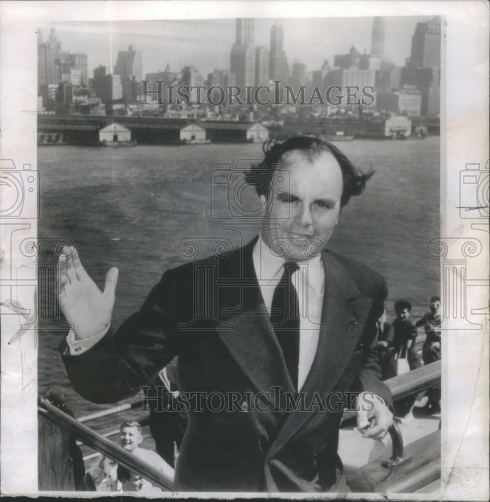 1952 Press Photo Prince Aly Khan Sailing- RSA84155- Historic Images