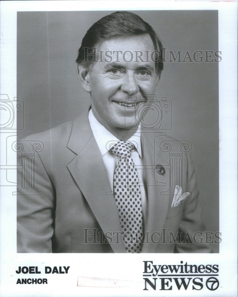1992 Press Photo Eyewitness News 7 Anchor Daly Portrait- RSA84667- Historic Images