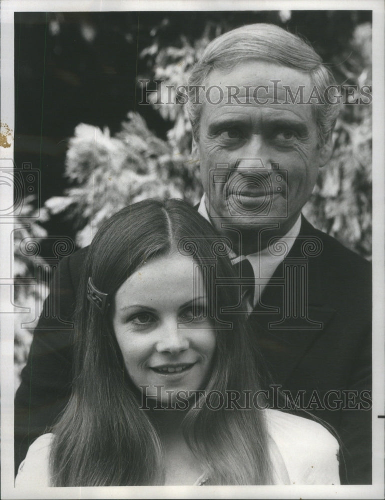1973 Press Photo Mel Ferrer Dianne Hull star Suffer My Child movie scene- Historic Images