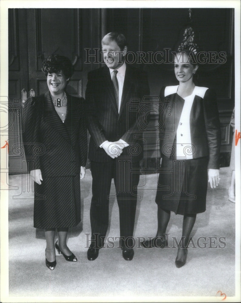 1986 Press Photo CAROLINA HERRERA AMERICAN FASHION DESIGNER MERLE BOB CUMMINS- Historic Images
