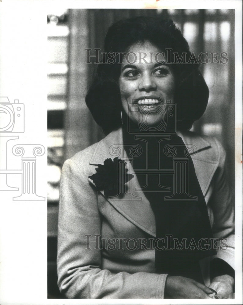 1977 Press Photo Janey Jimenez Ron Hunter Patty  Ron US - Historic Images