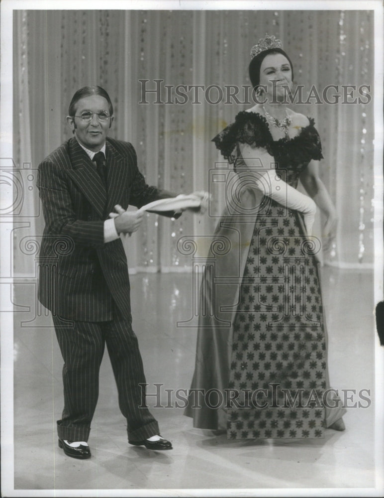 Press Photo Comedian Arte Johnson Eve Arden Russian NBC- RSA91357- Historic Images