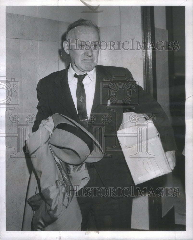 1961 Press Photo Ernest Hermann School treasurer Stickney twp- Historic Images