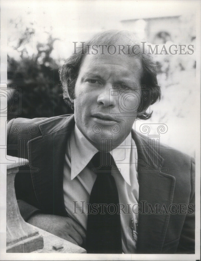 1970 Press Photo 11th Victim Film Actor Gail Playing Police Officer- Historic Images