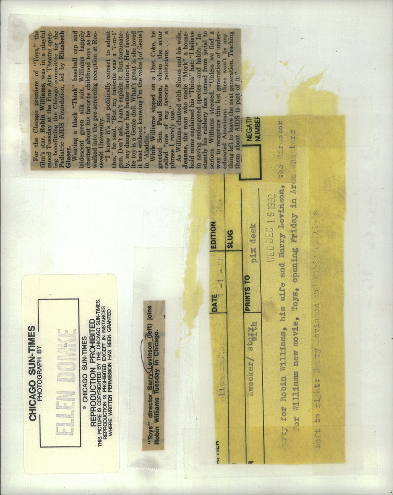 1992 Press Photo Toy Director Barry Levinson Join Robin Williams Tuesday Chicago