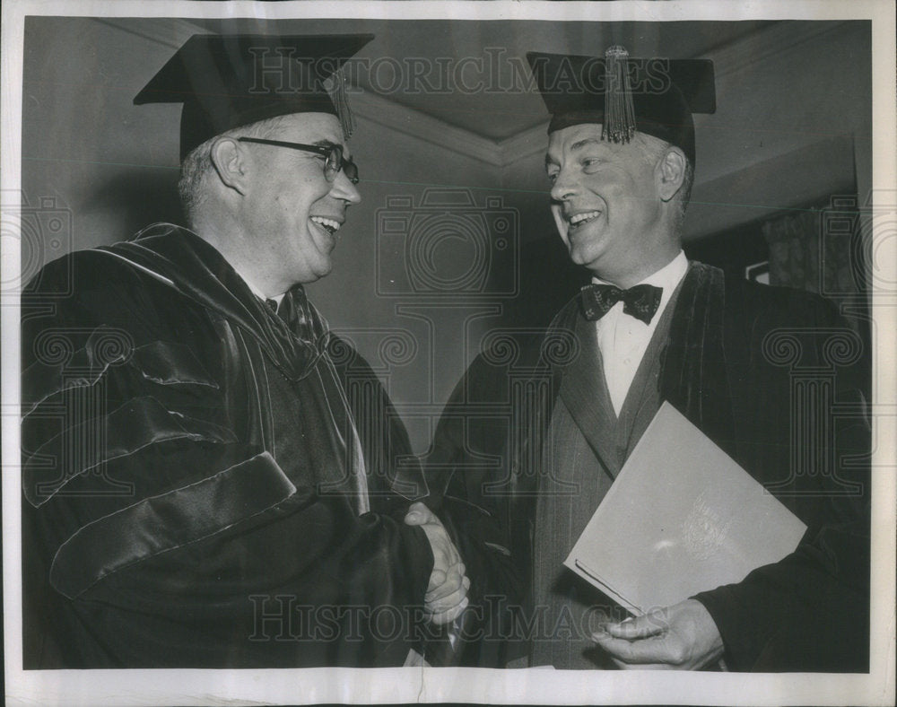 Press Photo Robert Hutchins Intercollegiate Football Congratulate Kimpton