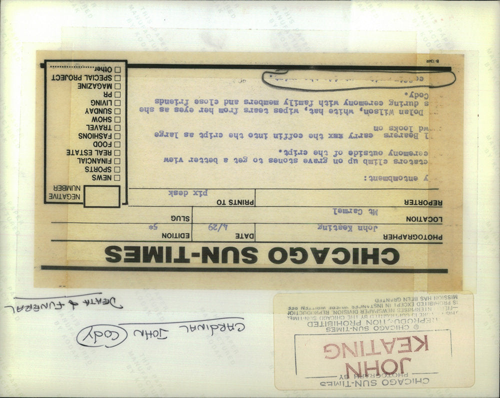 1929 Press Photo Spectators Ceremony Cript Dolan Wilsch Bearers Family Cody