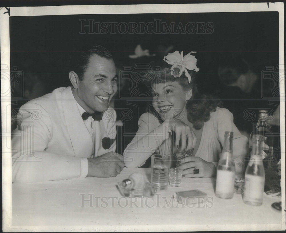 1941 Press Photo Frances Near Dancer Vic Orsatti Acting Agent - RSC46205- Historic Images