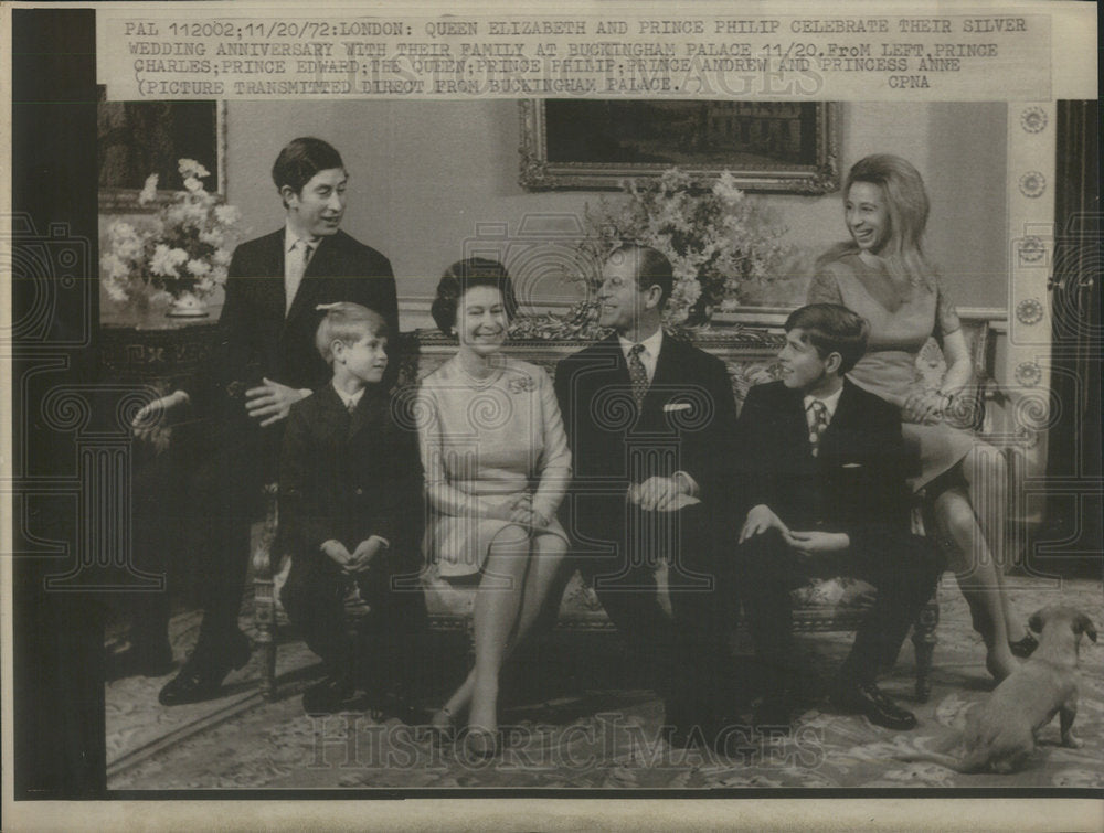 1972 Press Photo Queen Elizabeth Prince Philip England Royal Family- Historic Images