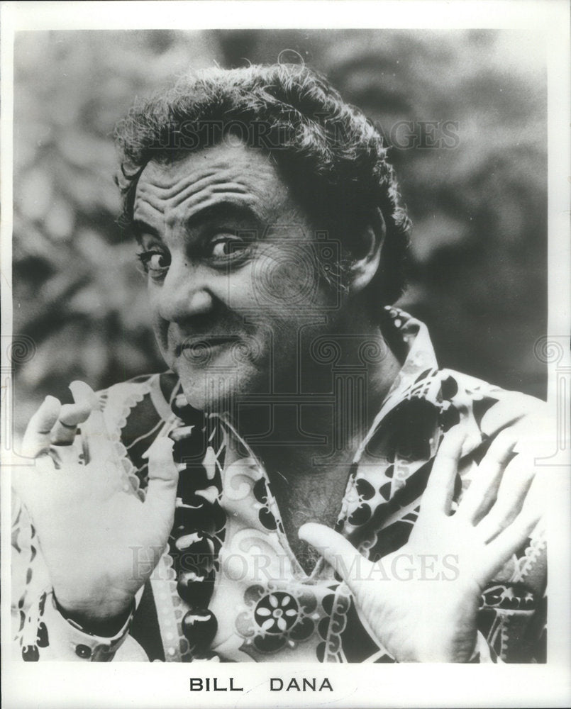 1975 Press Photo American Comedian Actor And Screenwriter Bill Dana - Historic Images