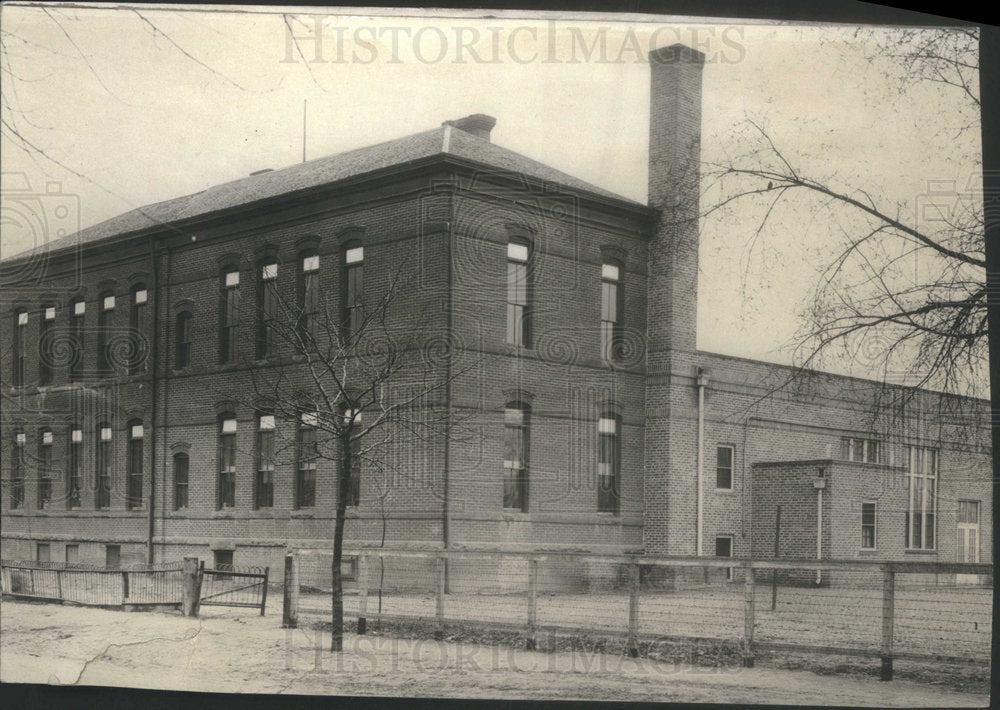1926 Press Photo Morey Junior high school. - RSC86637- Historic Images