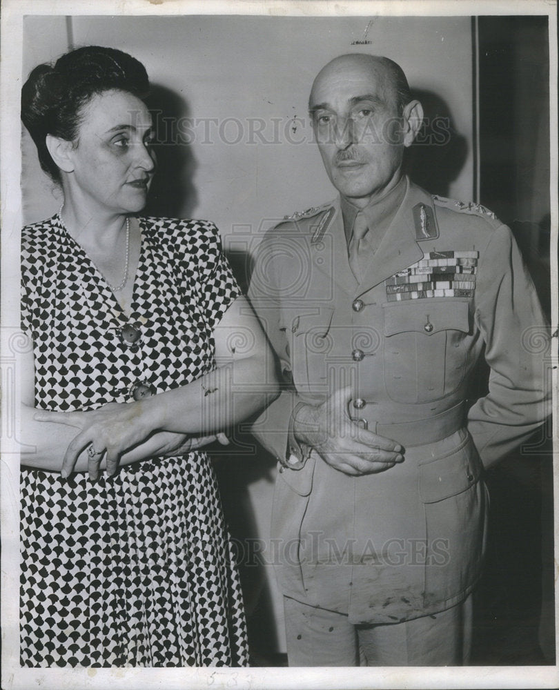 1946 Press Photo General and Mrs. Alexander Papages. - RSC95821- Historic Images