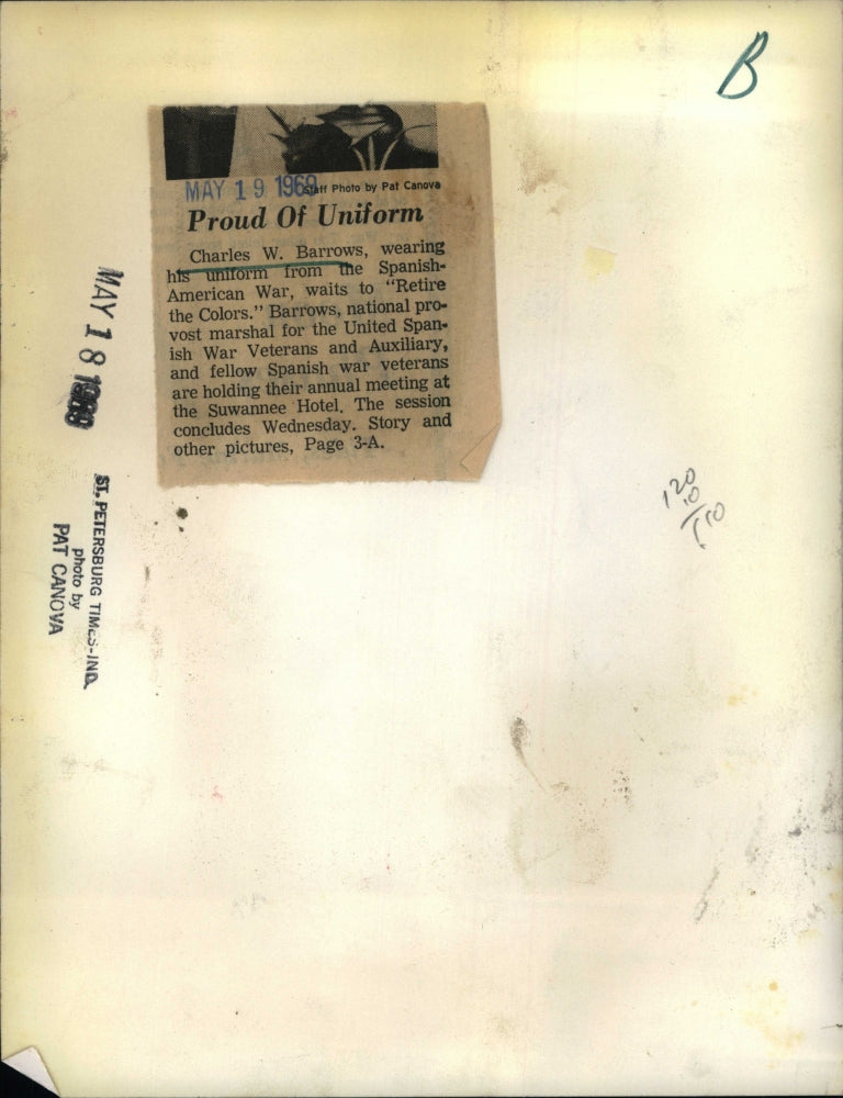 1969 Press Photo Charles Barrows wearing his uniform from the Spanish American