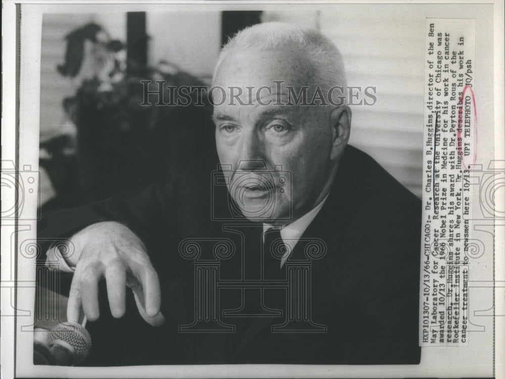 1966 Press Photo Dr. Charles Huggins University Chicago Nobel Prize Cancer- Historic Images