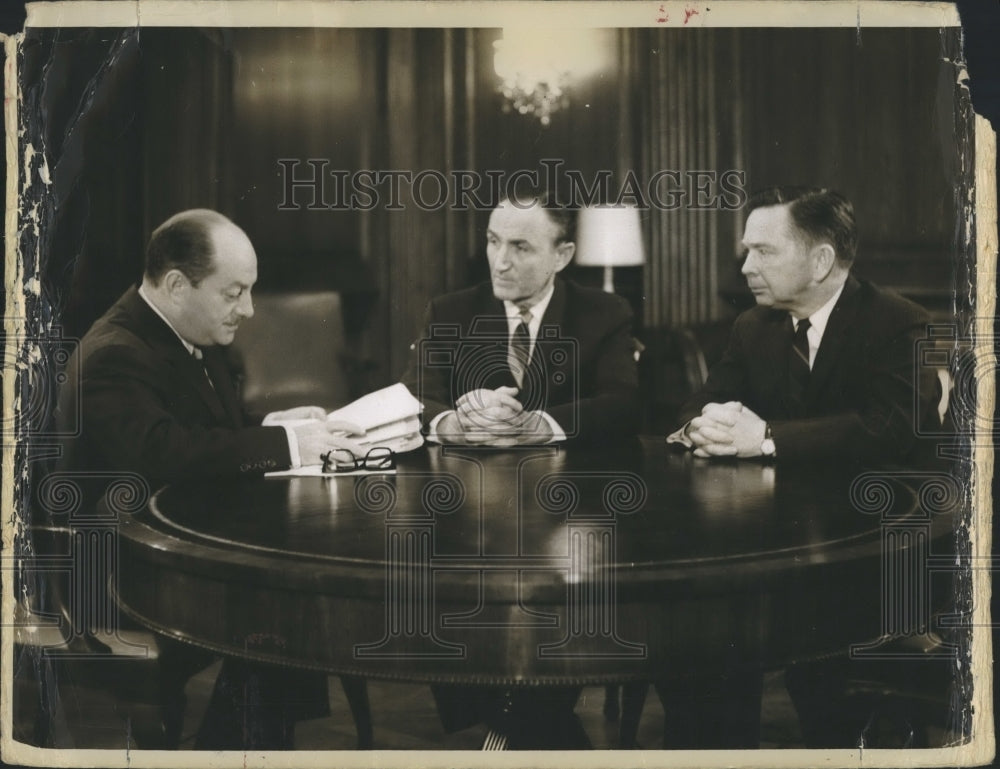 1962 Press Photo Mike Mansfield, Carl Albert and David Schoenbrun- Historic Images