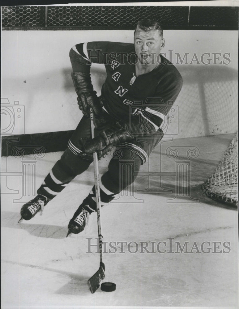 1956 Press Photo Andy Hebenton- Historic Images