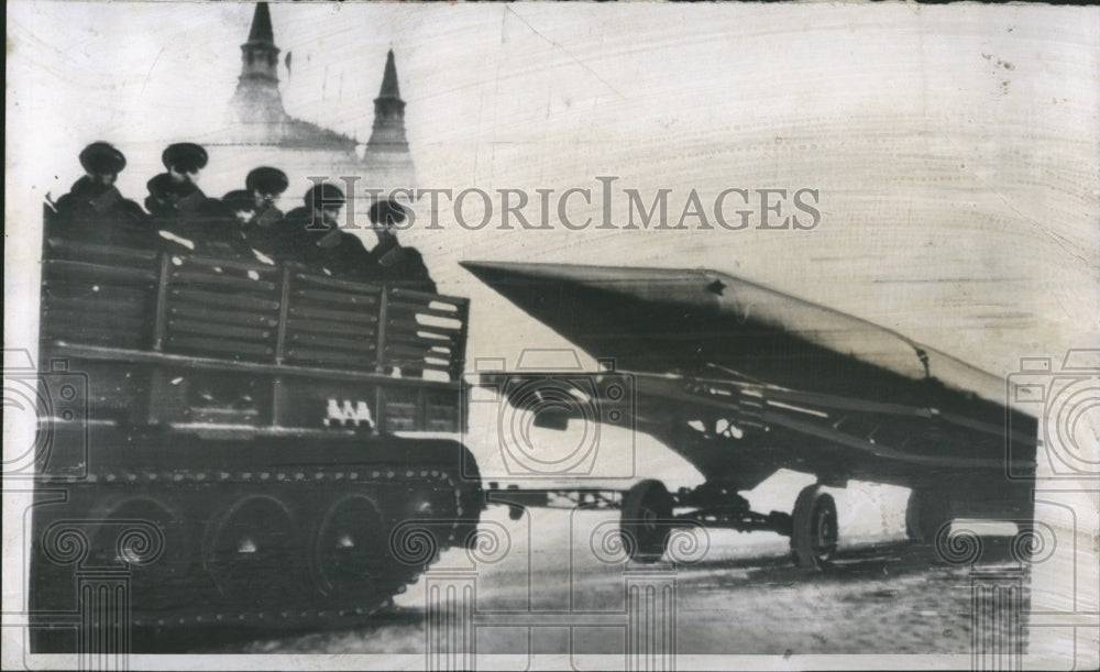 1957 Press Photo Rocket displayed in parade marking 40th anniversary of Red Revolution- Historic Images