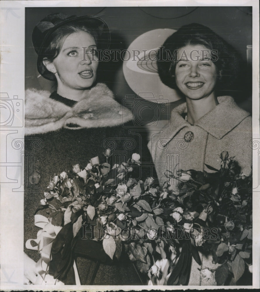 1960 Press Photo Swedish Princesses Birgitta and Desiree Visit New York- Historic Images