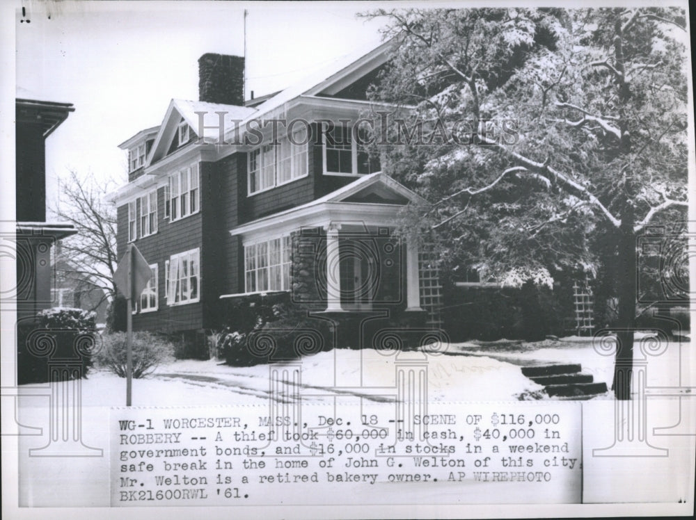 1961 Press Photo Worcester Robbery- Historic Images