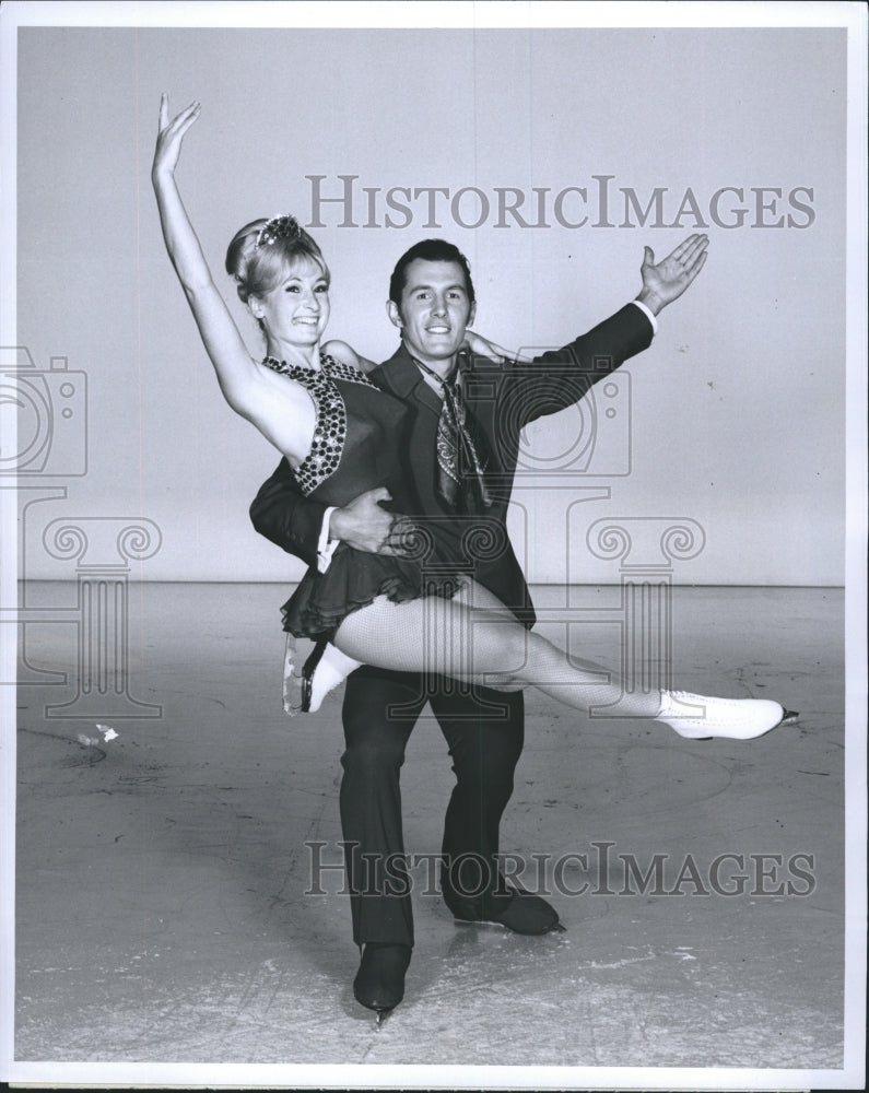 1970 Press Photo Ken &amp; Paulette Ormsby  in the Shipstads and Johnson Ice Follies- Historic Images